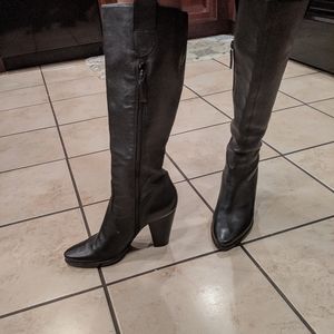 Black Dolce Vita boots